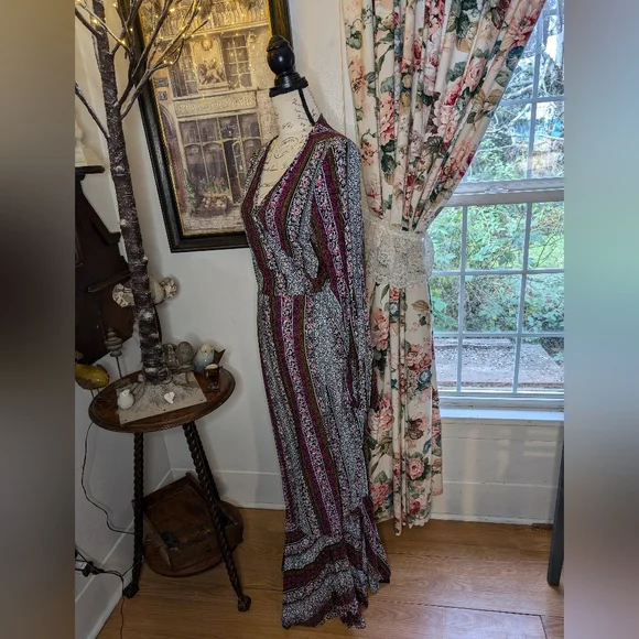 Bohemian Multicolor Maxi Dress - Picture 12 of 16
